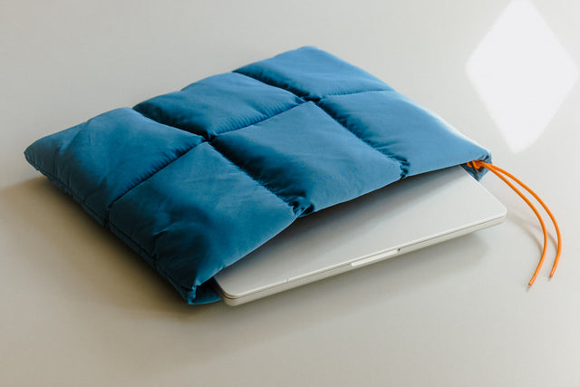 SLEEPING BAG (FOR YOUR MAC)